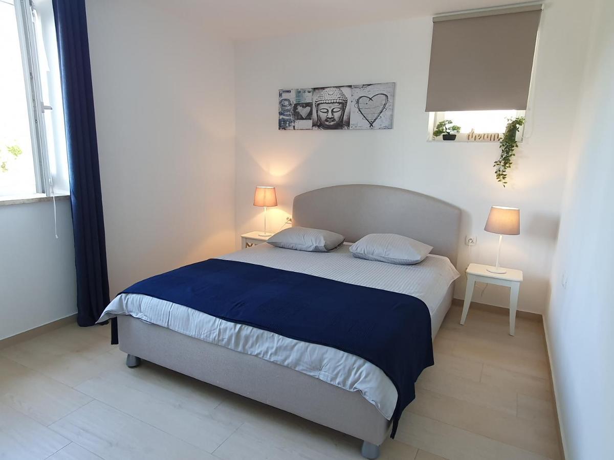 Apartmani Melanie Poreč Buitenkant foto